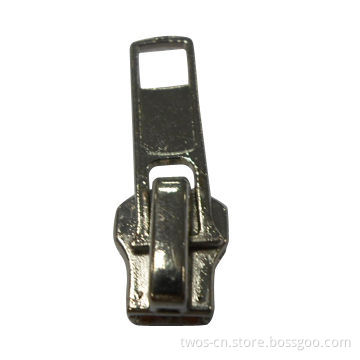 Metal Zipper Slider with Puller, Made of Alloy, Nickel- and Lead-free